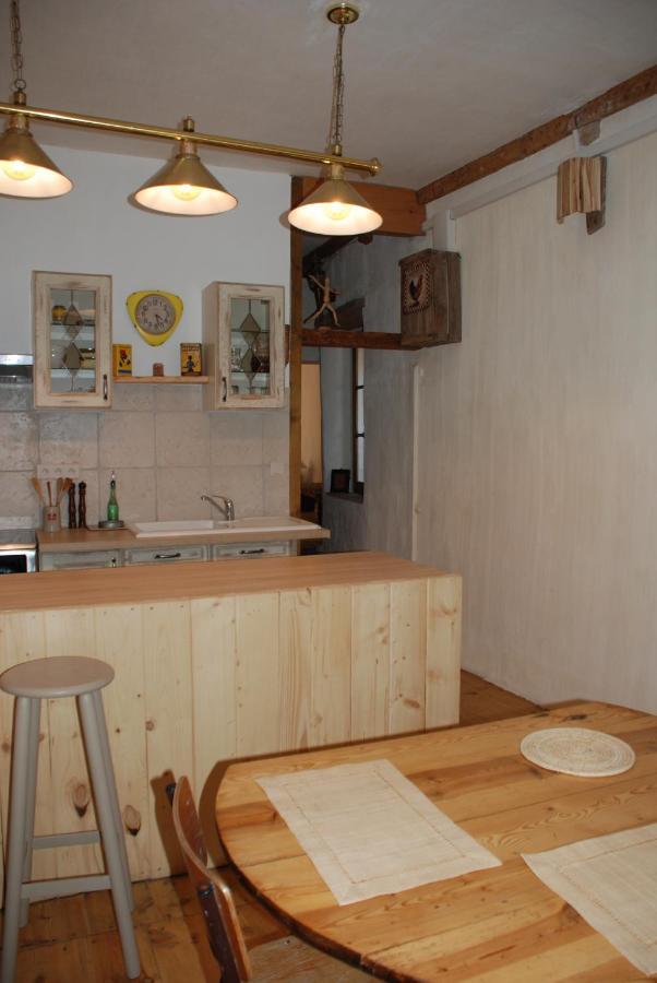 Appartement De Charme Au Coeur D Une Cite Medievale 빌프랑슈 드 콩플랑 외부 사진