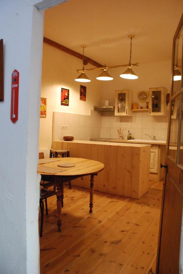 Appartement De Charme Au Coeur D Une Cite Medievale 빌프랑슈 드 콩플랑 외부 사진