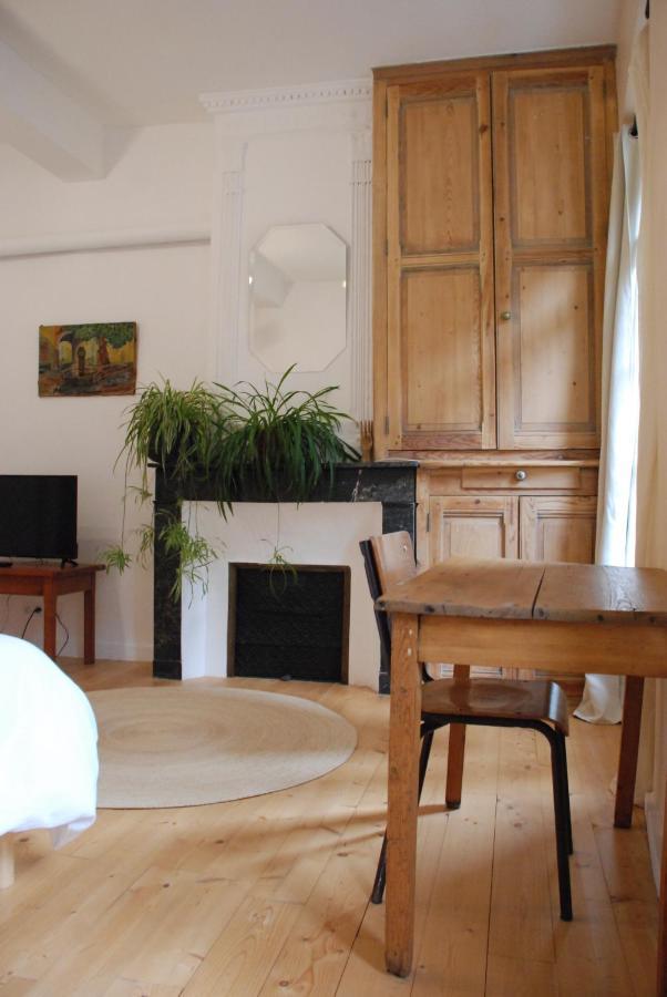 Appartement De Charme Au Coeur D Une Cite Medievale 빌프랑슈 드 콩플랑 외부 사진